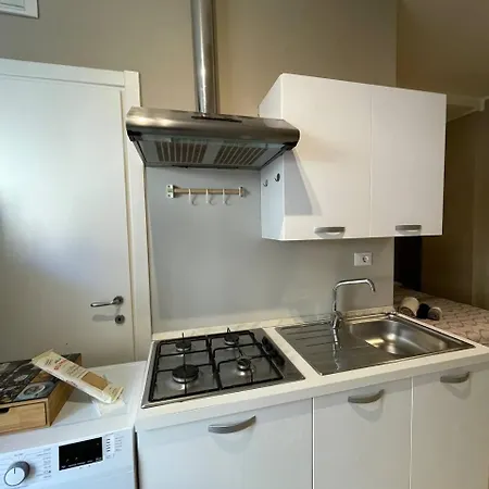 Monolocale A 5 Minuti Dal Mare -casa Del Pt- * Viareggio